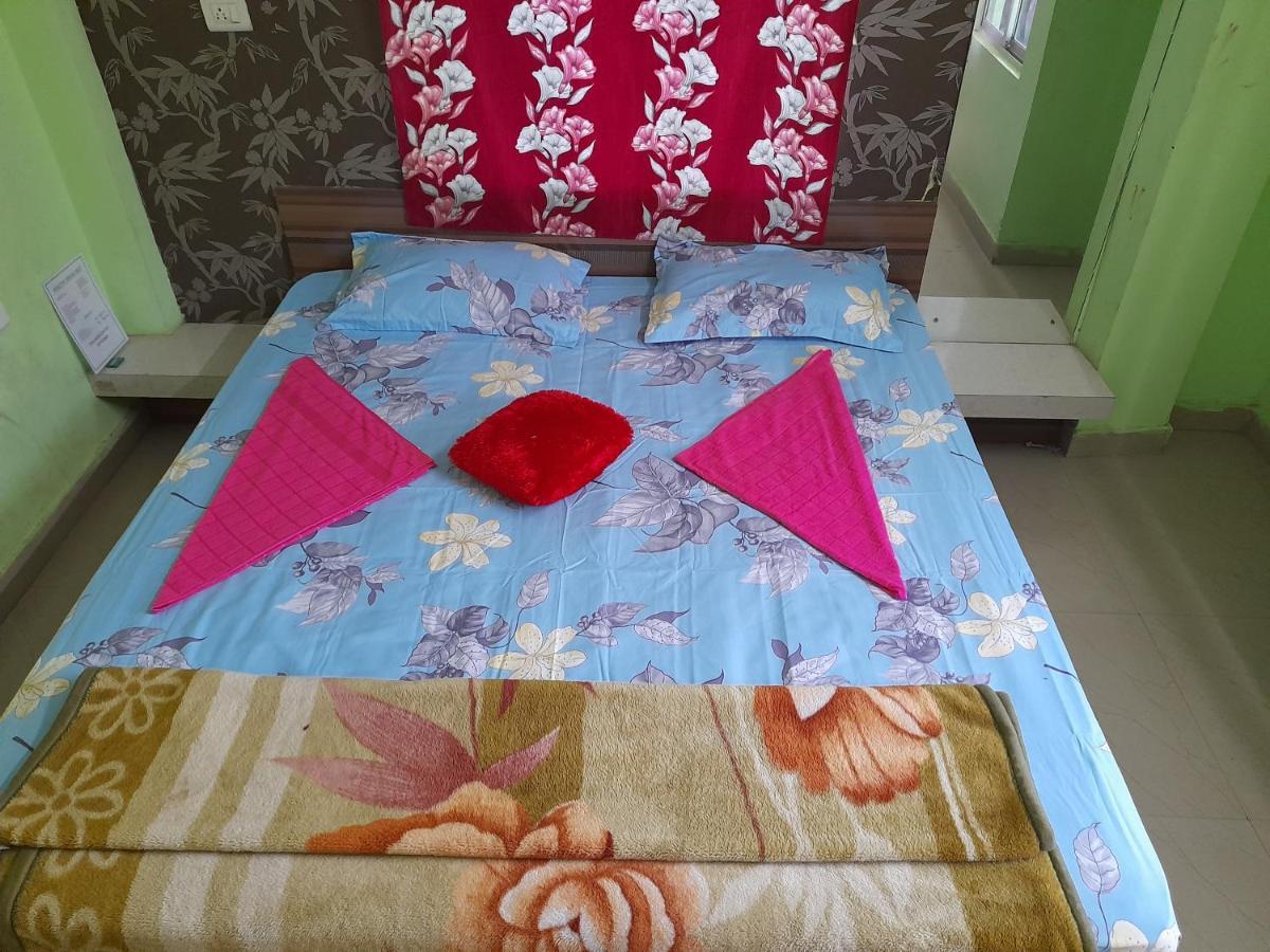 Hotel Tirupati Puri Luaran gambar